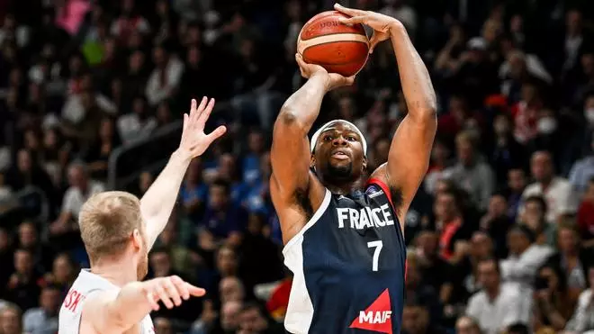 ¡Francia, con una exhibición, primera finalista del Eurobasket!