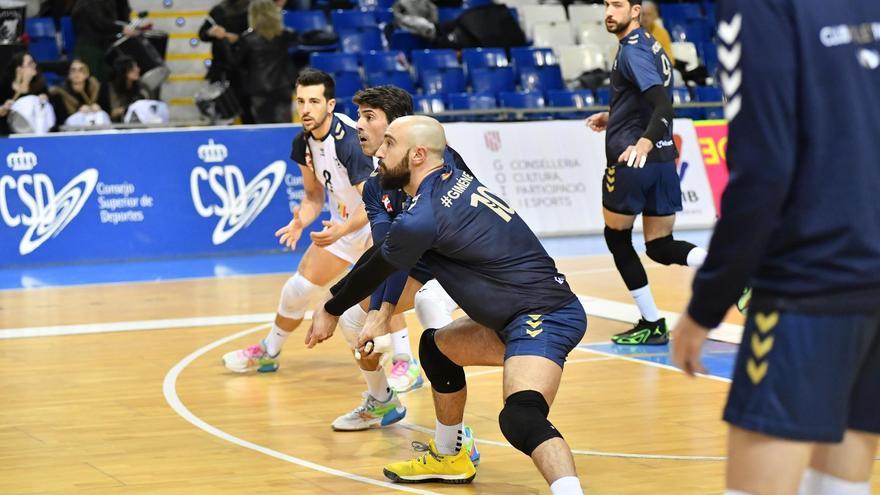 El Voley Palma cae otra vez al pozo