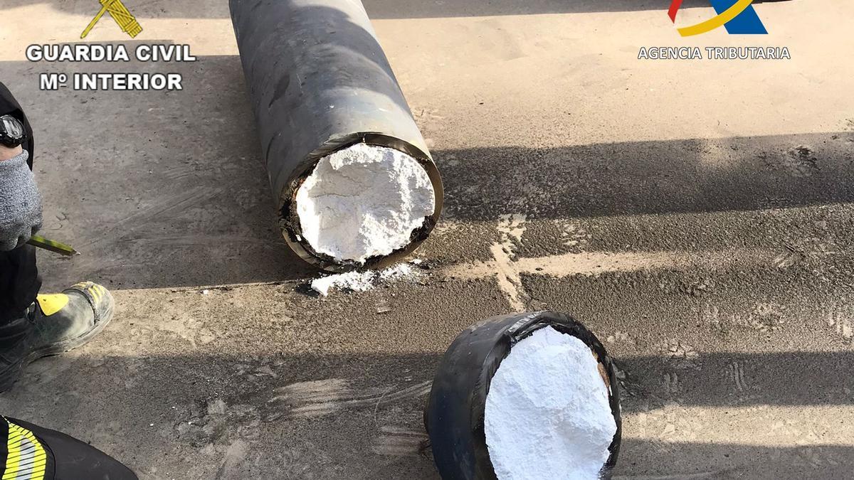 Cocaína oculta en los cilindros de una máquina trituradora de once toneladas, interceptada tras su llegada al puerto de València