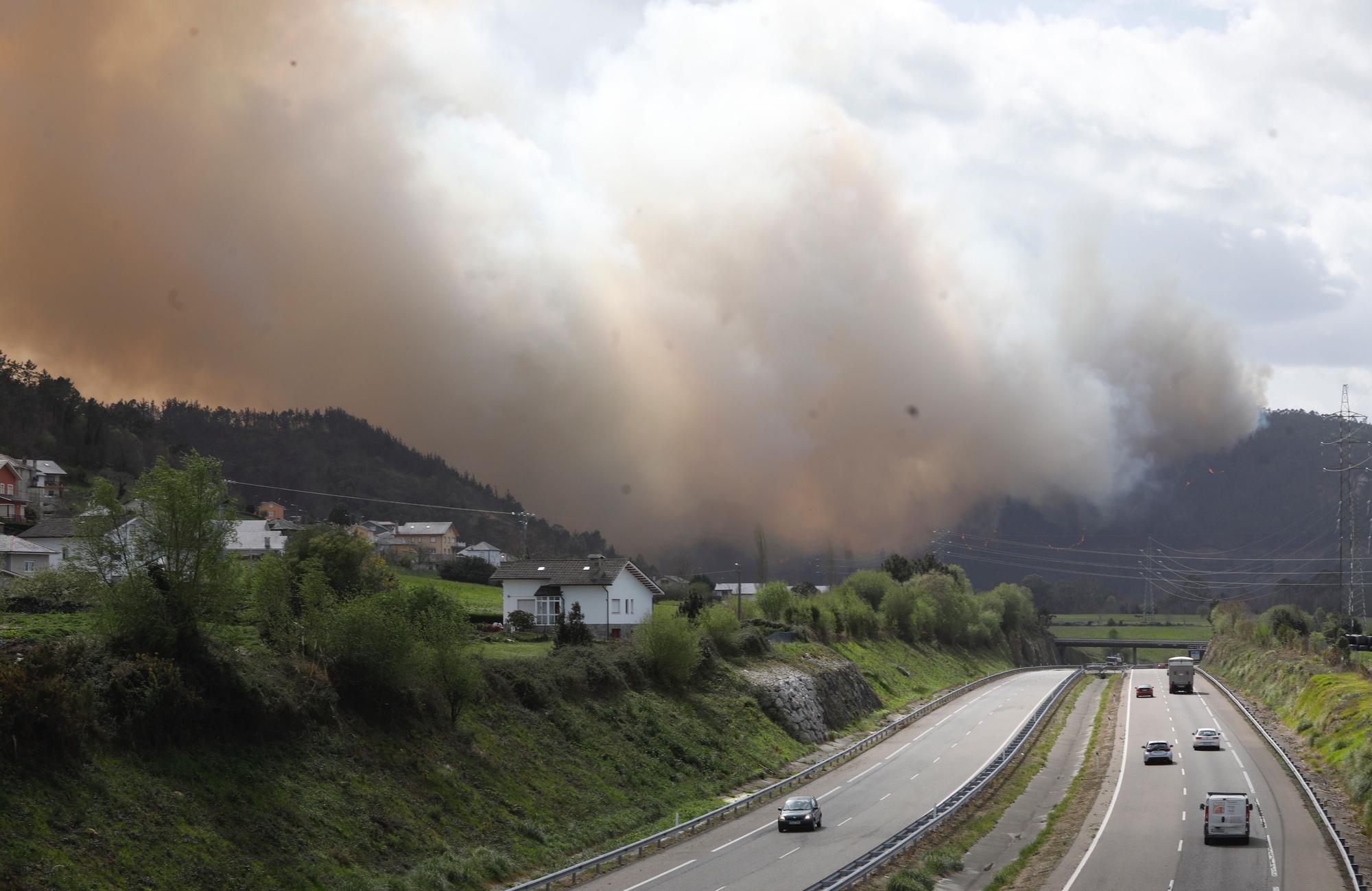 EN IMÁGENES: Gran oleada de incendios en Asturias