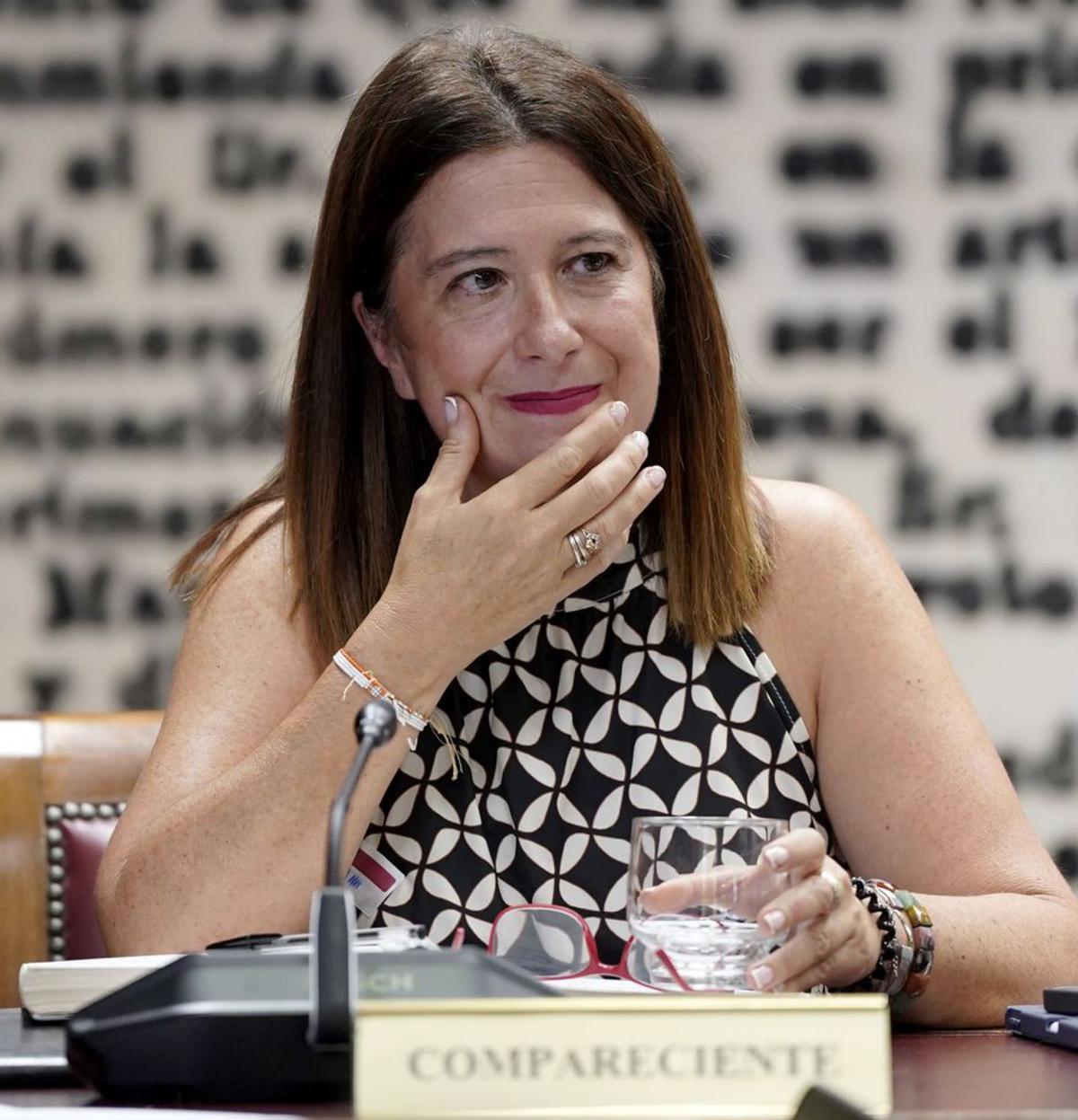 Detinguda Leire Díez per presumptes irregularitats en contractes públics
