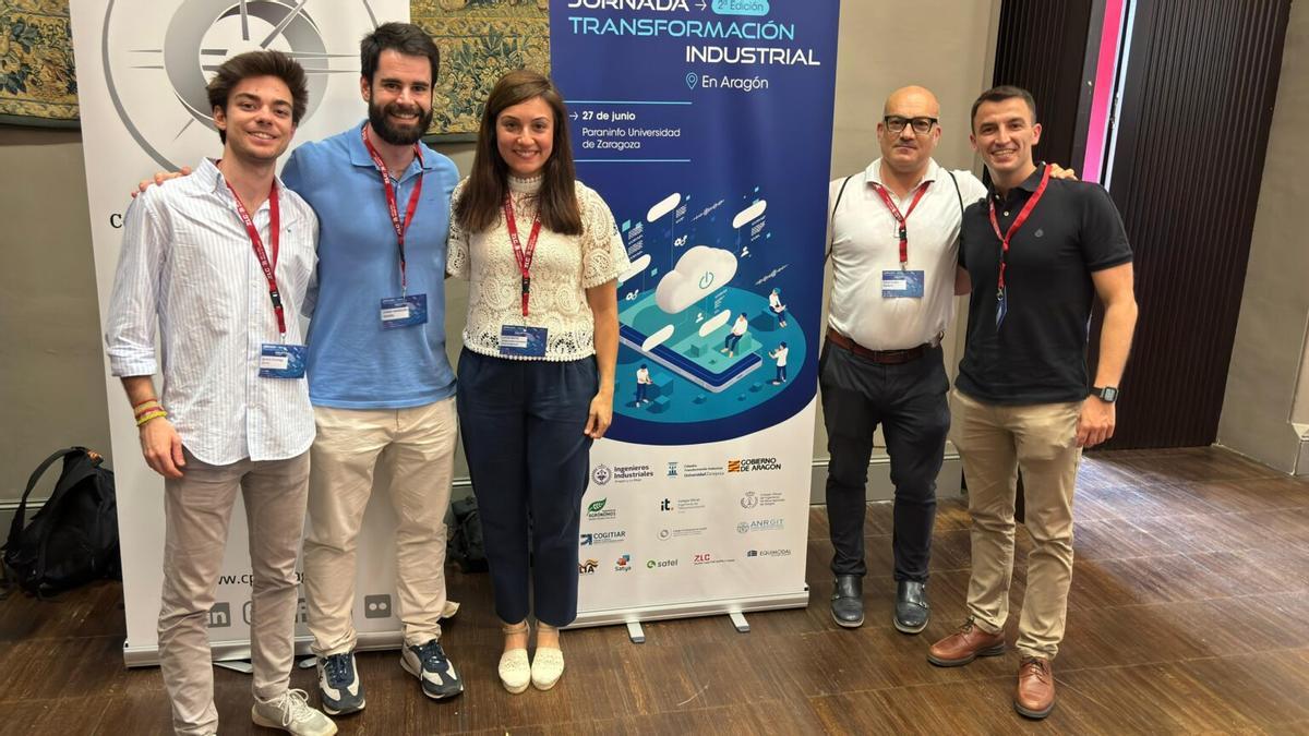 Un grupo de profesionales de la firma zaragozana Electroingenium, que ha sido adquirida por Sesé.