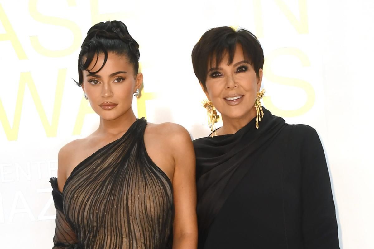 Kylie y Kris Jenner asisten a los CFDA Fashion Awards 2022 en Nueva York