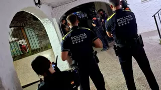 Actuació policial en un local d’oci nocturn d’Empuriabrava: onze denúncies i diverses persones identificades