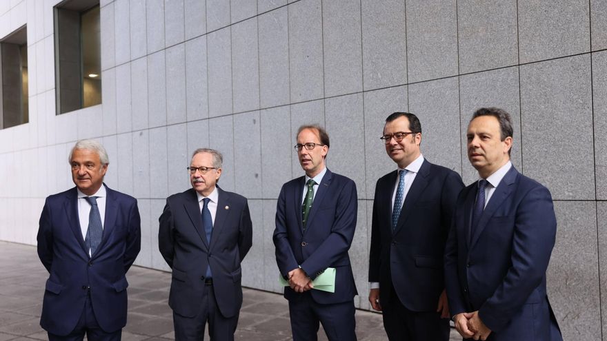 Chamorro y los dos asturianos del CGPJ, de acuerdo: urge un nuevo palacio de justicia para Oviedo