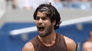 Alcaraz guanya al US Open i Djokovic cau entre llàgrimes