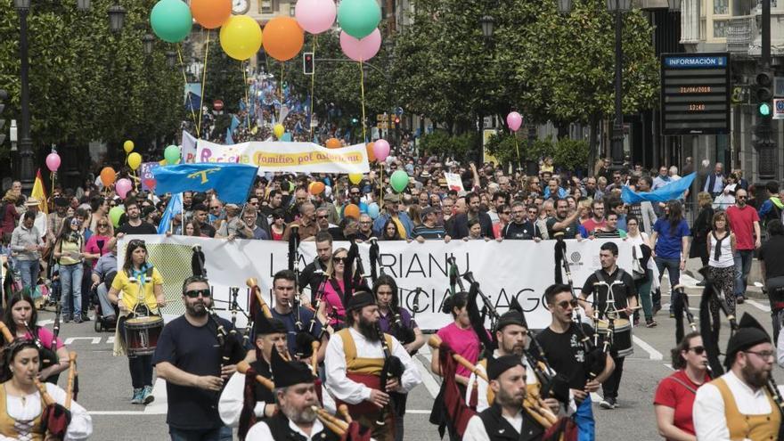 Gijón acogerá el 6 de abril la manifestación por la Oficialidá