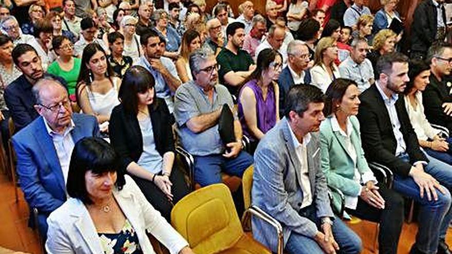 Aspecte del públic assistent al ple municipal