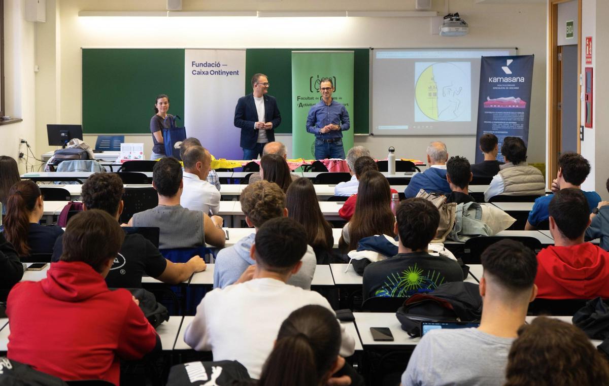 Una actividad de la fundación universitaria en el campus de Ontinyent.