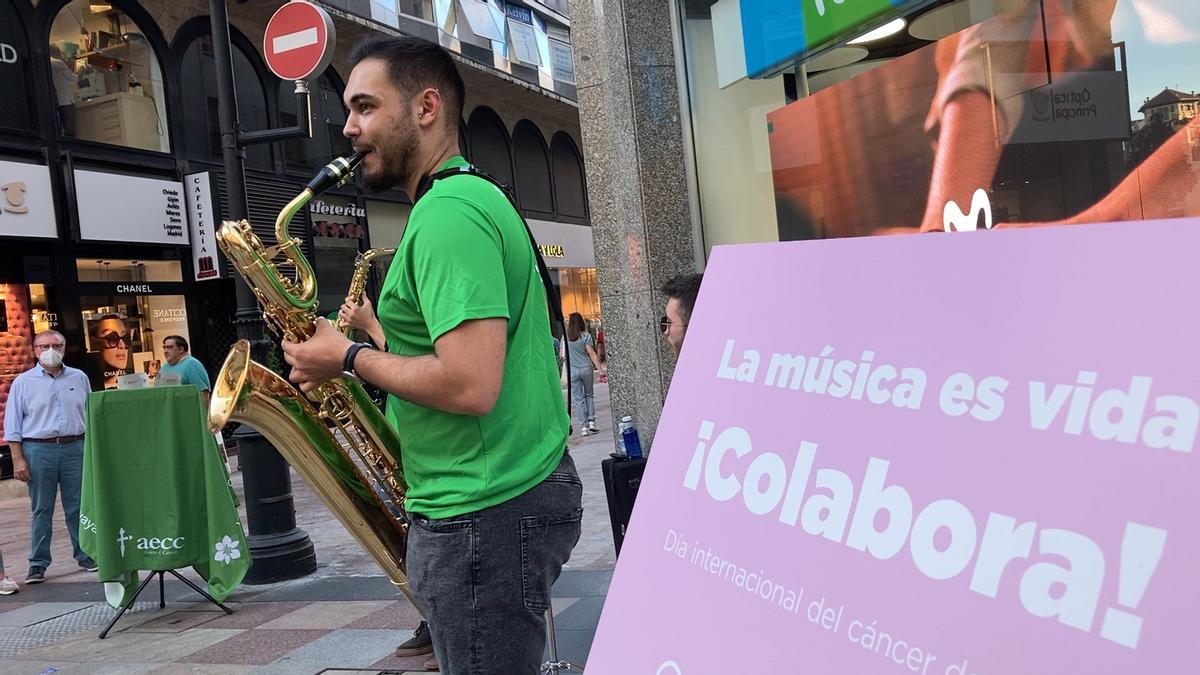 Música solidaria para recaudar fondoscontra el cáncer de mama