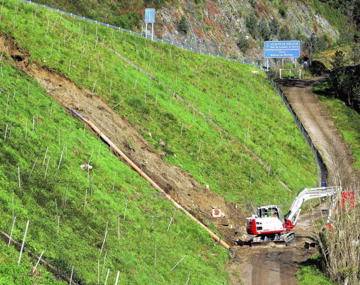 Los trabajos, ayer al mediodía. | GONZALO NÚÑEZ