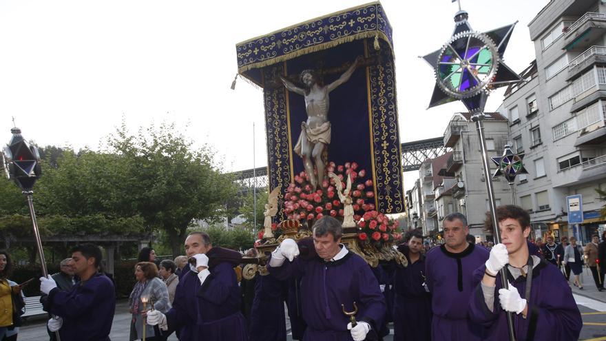 La falta de costaleros impide que salga la procesión del Cristo