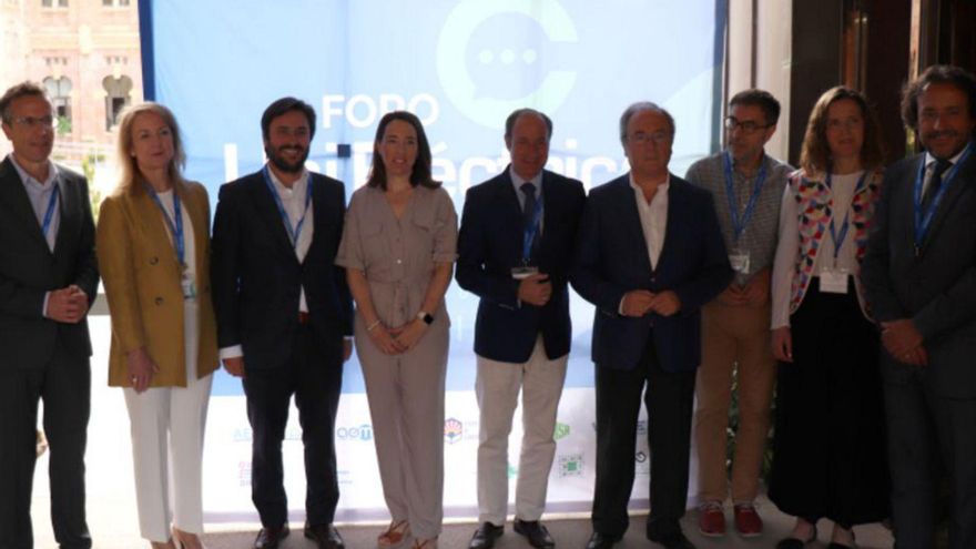 El proyecto Wedistric se presentó en el foro UniEléctrica.