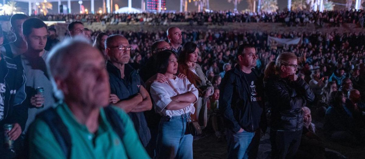 BCN encén el ‘far al món’ en la inauguració de la Copa Amèrica