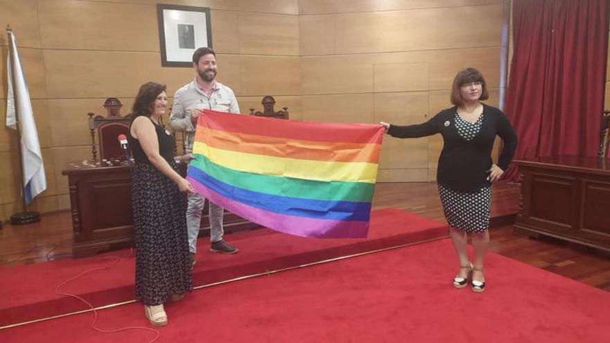 Cambados, Vilagarcía, Meis y O Grove se suman a los actos del Día Internacional LGBT