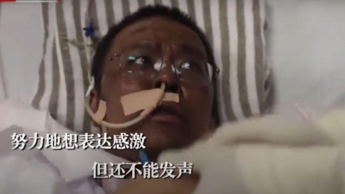 Fallece Hu Weifeng, el doctor chino que se volvió 'negro' por el coronavirus