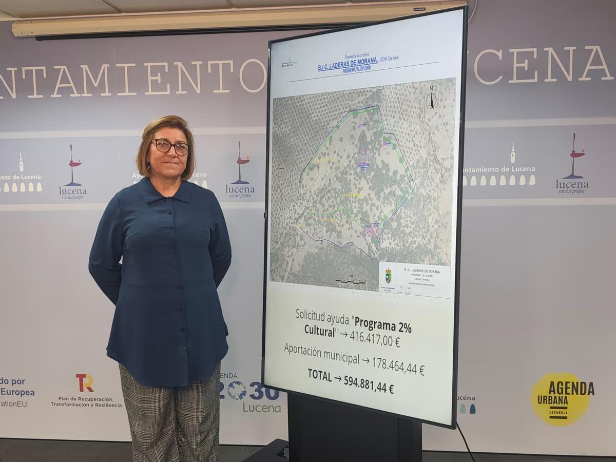 La concejala Charo Valverde, durante la rueda de prensa.