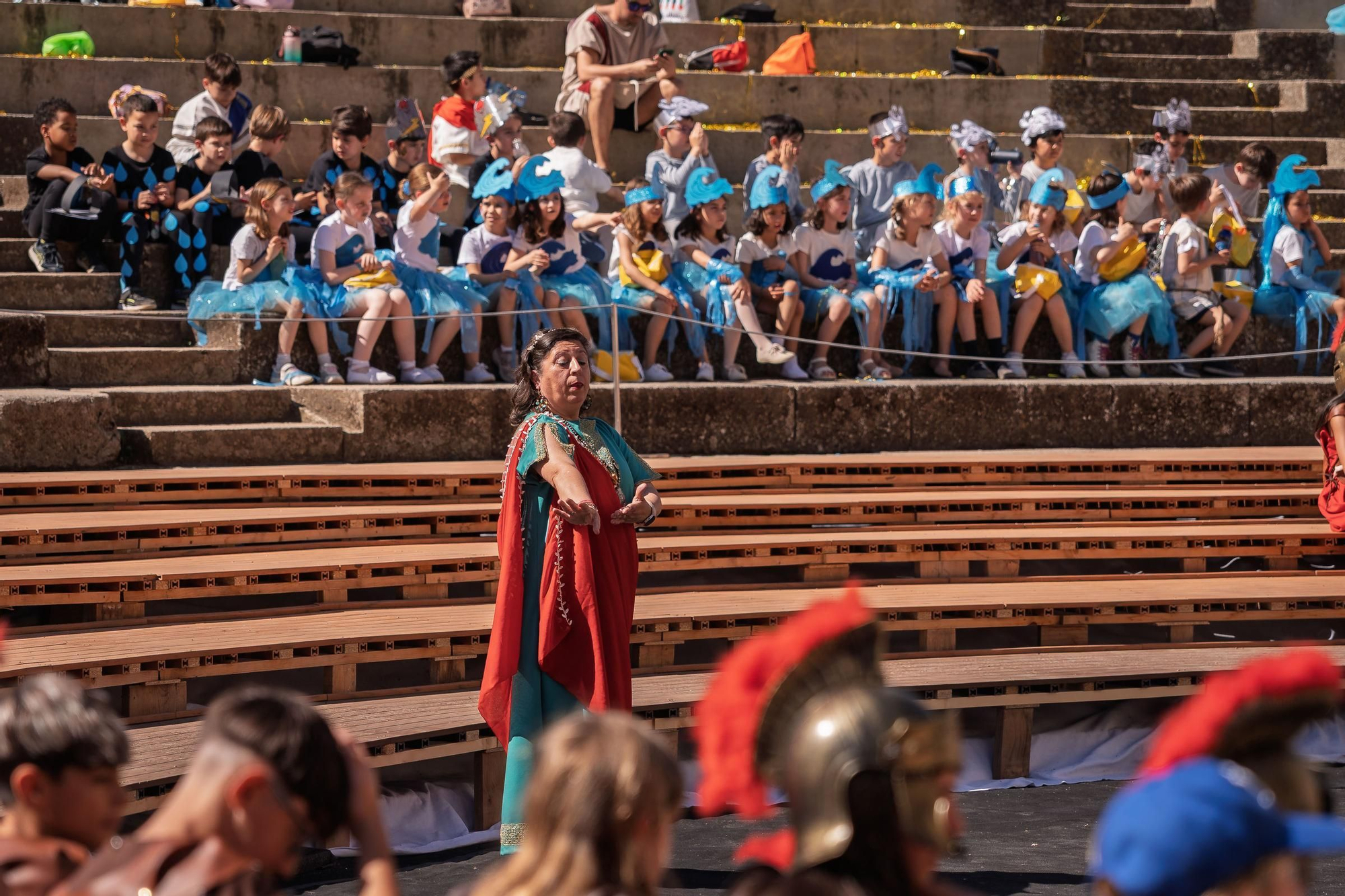 Fotogalería | Los escolares toman el Teatro Romano en Emerita Lvdica