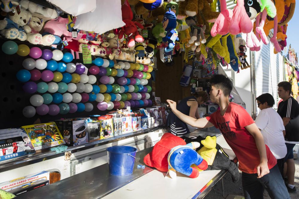 Feria de atracciones en el Jardín del Turia