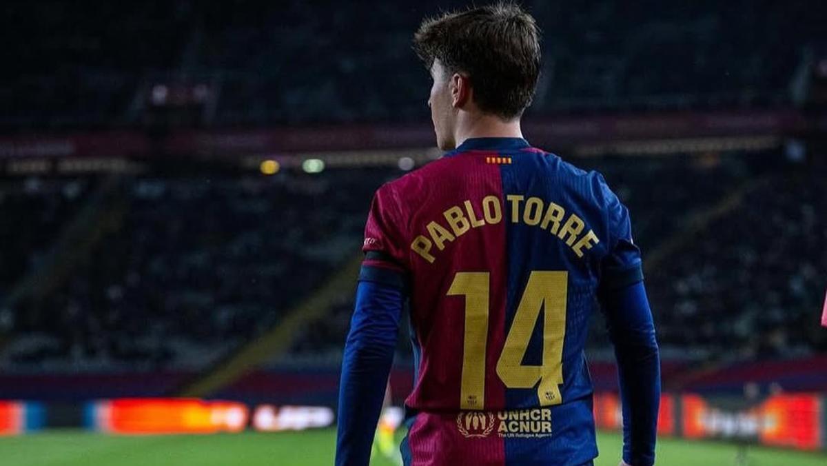 Pablo Torre, en un partido con el Barça en Montjuïc.