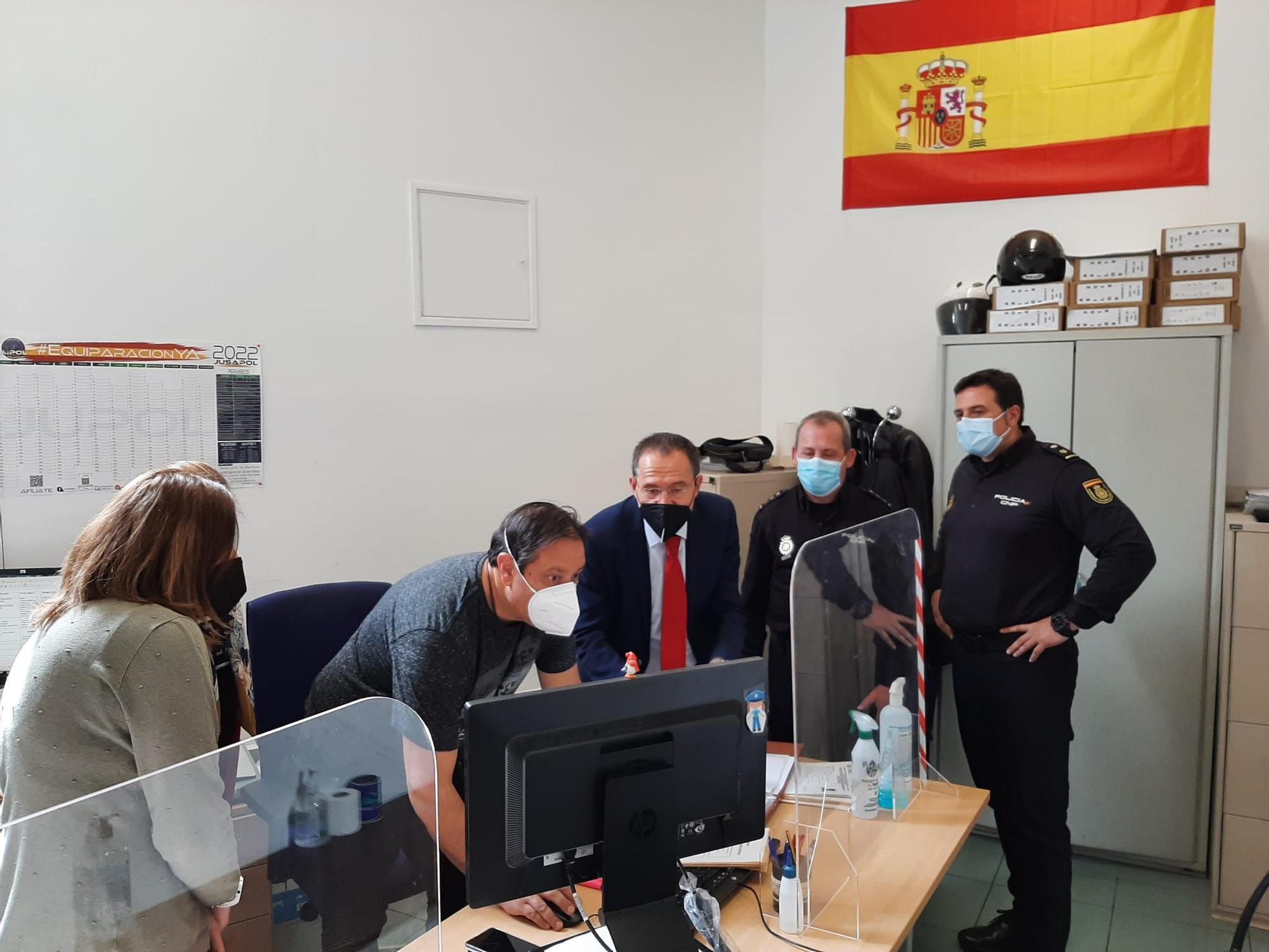 Ángel Blanco en la Comisaría de la Policía Nacional de Zamora.