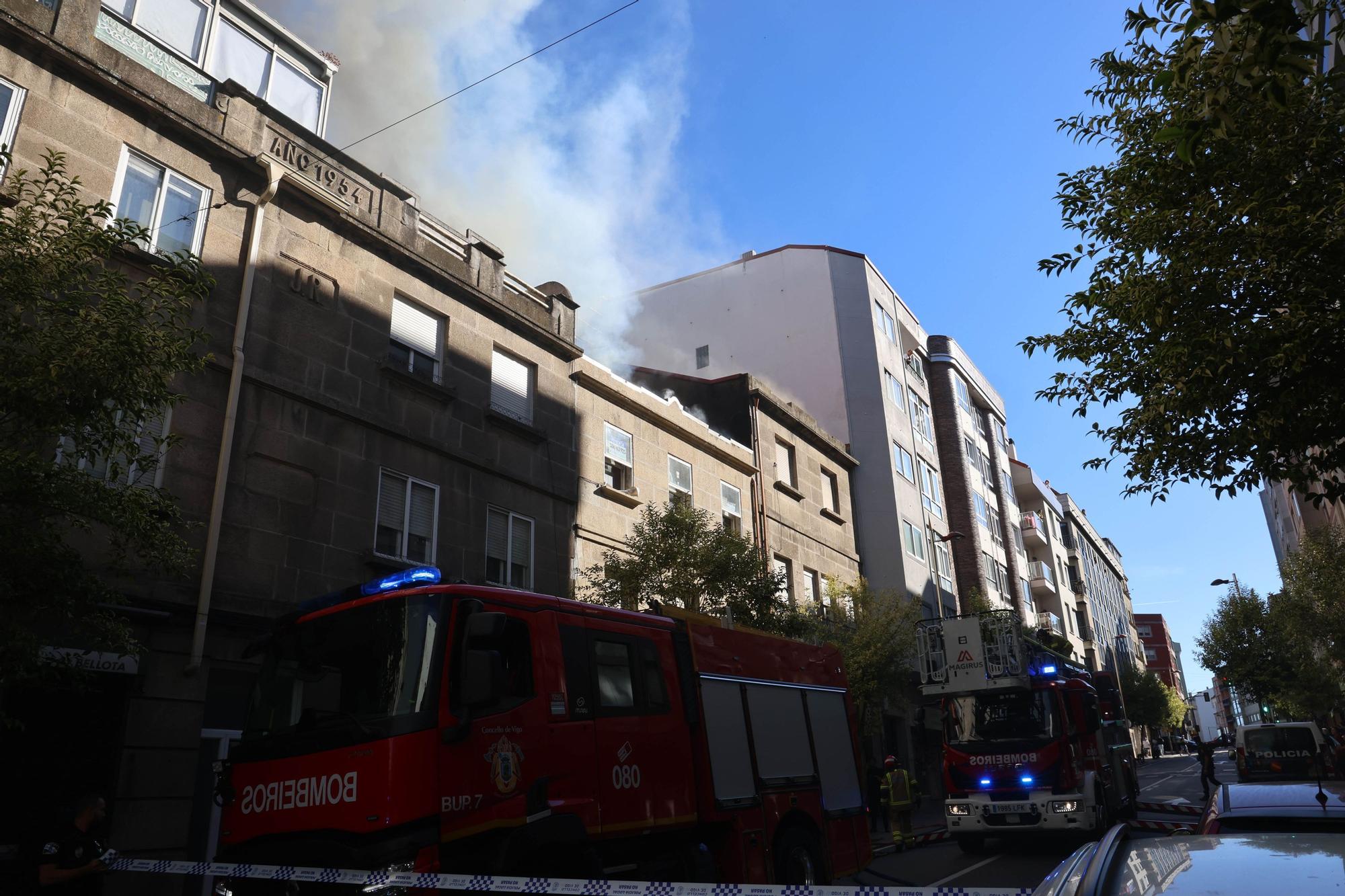 Así fue el incendio que calcinó una vivienda en Sanjurjo Badía