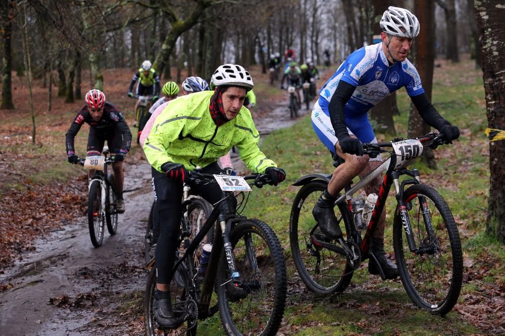 Barro, lluvia y viento en la VigoBikeContest