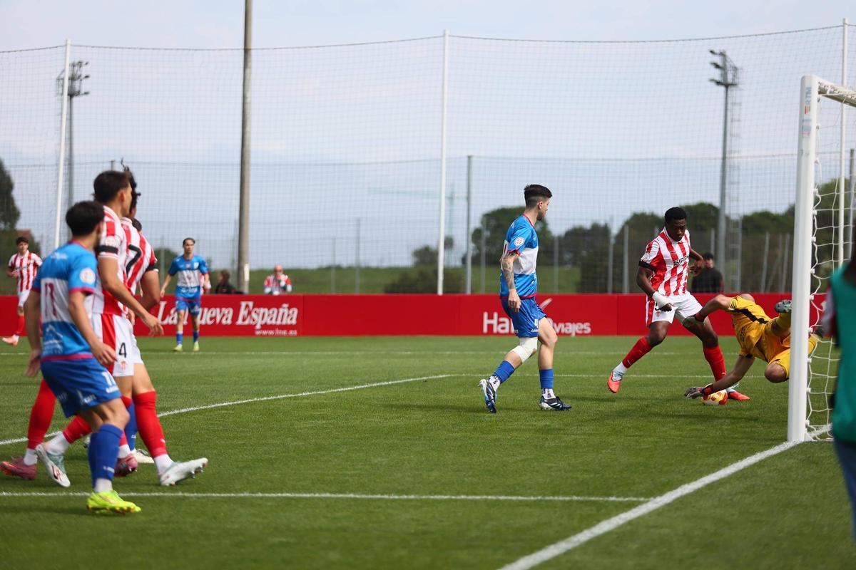 En imágenes: así fue la jornada de Tercera División en Asturias En imágenes: así fue la jornada de Tercera División en Asturias