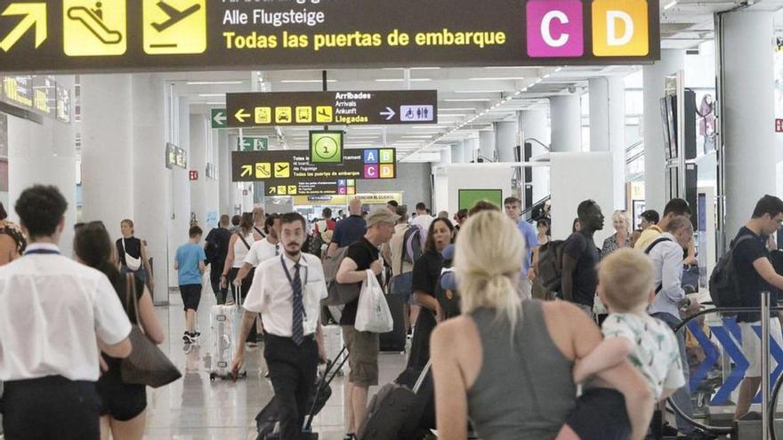El Govern desmiente a Aena y afirma que solo pidió mejoras en los aeropuertos que no supusieran un aumento en el tráfico de pasajeros en el DORA III