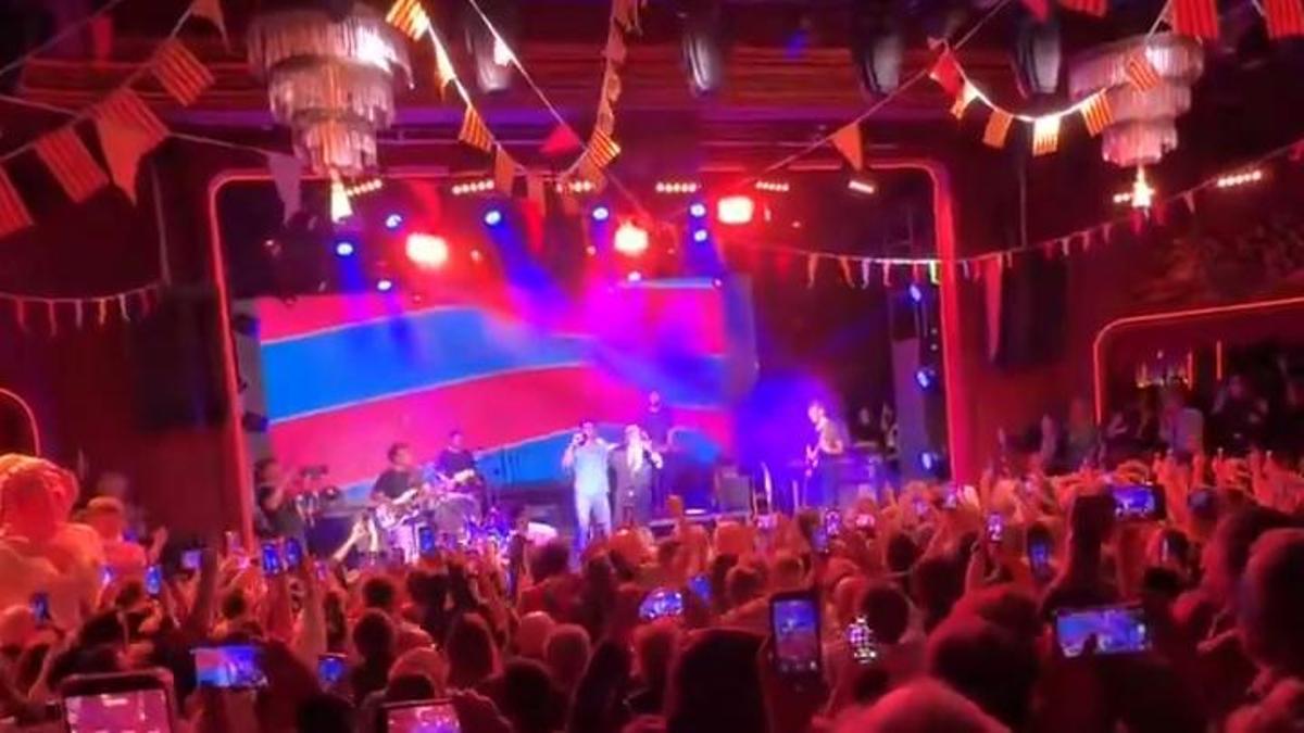 Laporta vuelve a Luz de Gas: “Macarrons, macarrons, macarrons”, canta