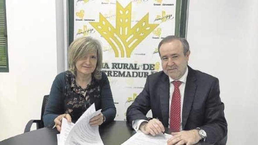 Convenio de colaboración con la Federación de Turismo Rural