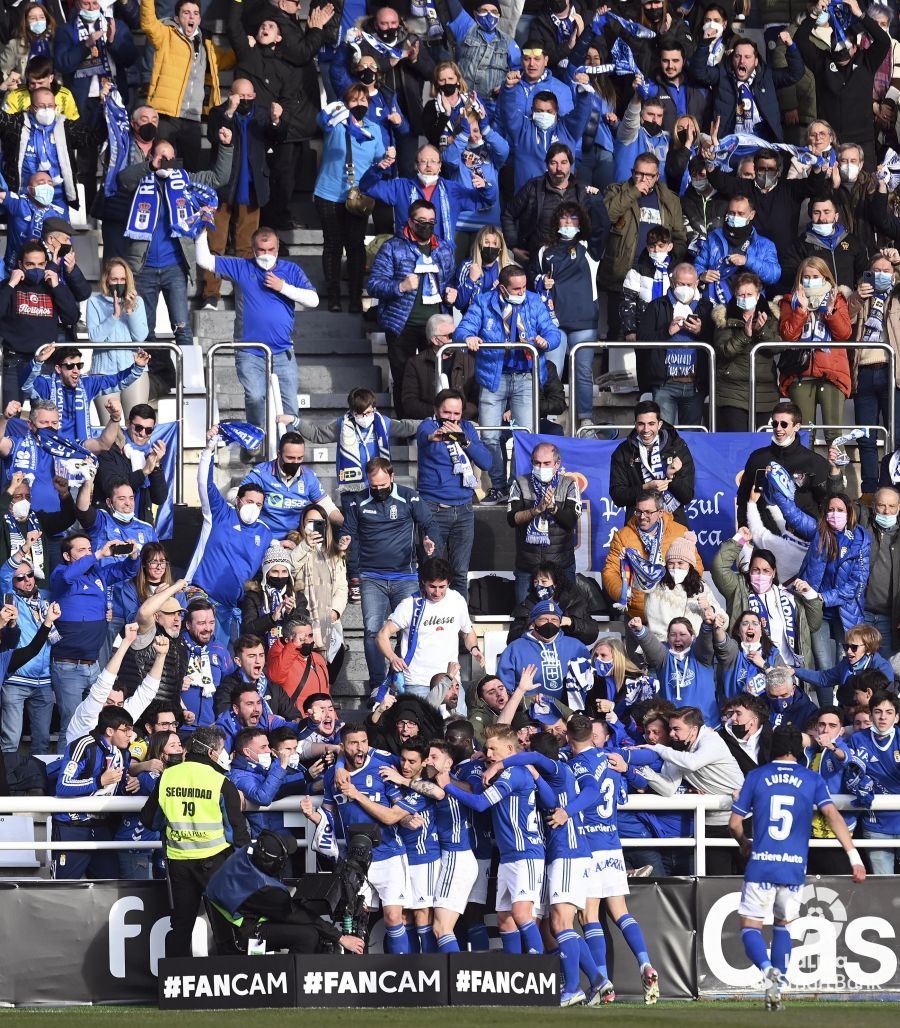 Las mejores imágenes de la victoria del Real Oviedo en Burgos (0-1)