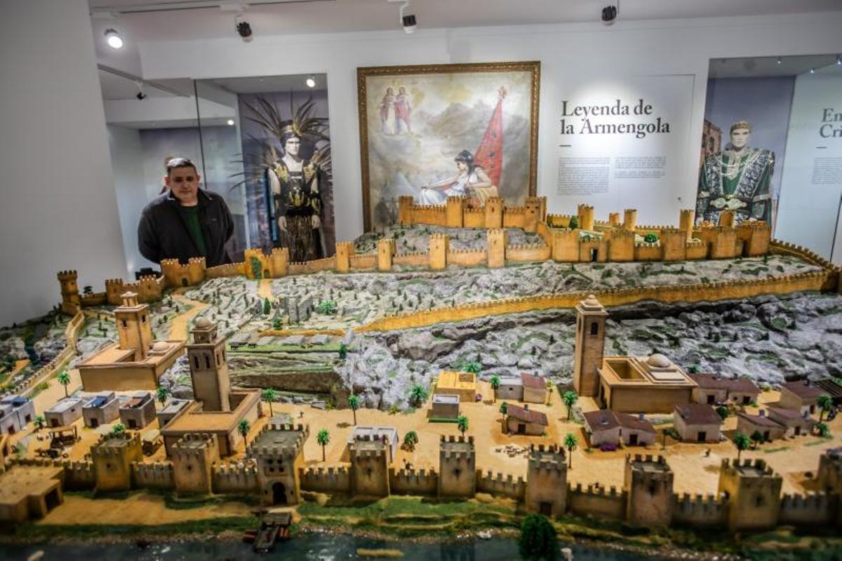Maqueta de la Orihuela musulmana que se exhibe en el Museo de la Reconquista