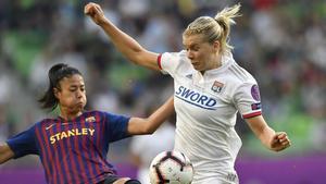 Ada Hegerberg: El fútbol femenino es el eslabón más débil y sabemos que vamos a sufrir