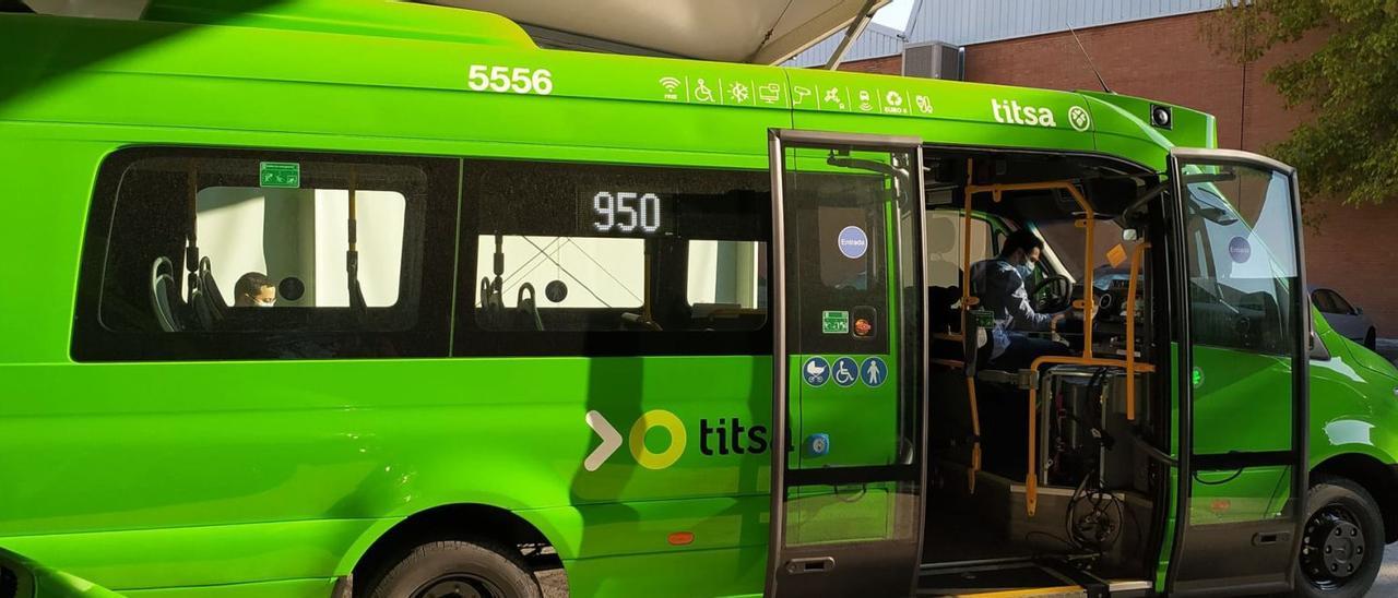 Uno de los nuevos microbuses que Titsa utilizará en Santa Cruz de Tenerife.