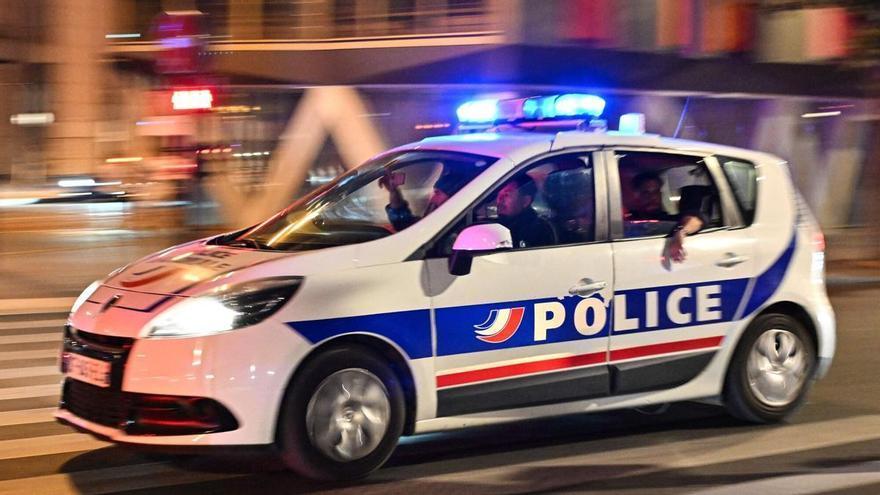 Tres mujeres apuñaladas en París por un individuo detenido por la policía