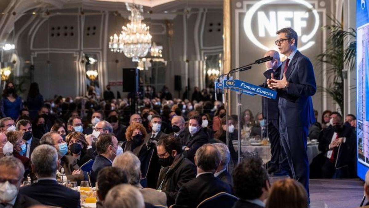 El ministro de la Presidencia, Relaciones con las Cortes y Memoria Democrática, Félix Bolaños, durante el desayuno informativo organizado por Nueva Economía Fórum, este 20 de enero de 2022 en el hotel Ritz, en Madrid.