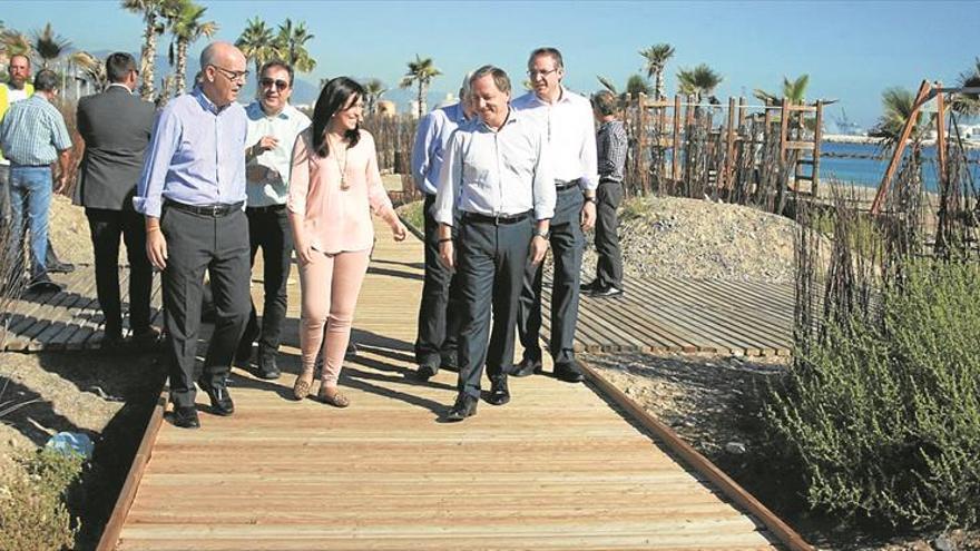 Almassora reivindica ante Costas la construcción del paseo marítimo