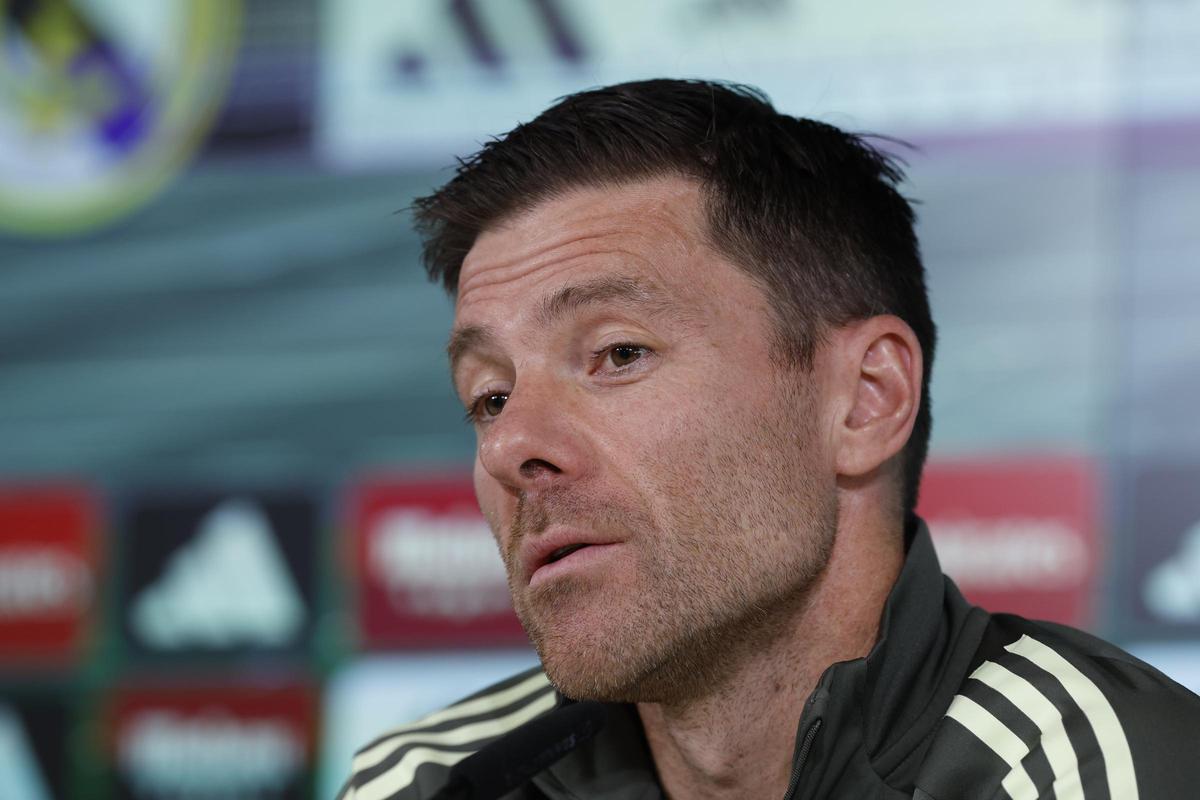 Xabi Alonso apuesta por la precaución con Rüdiger