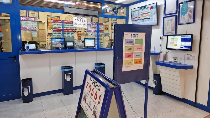 L&#039;administració del Carrefour de Manresa dona un primer premi de la Loteria Nacional