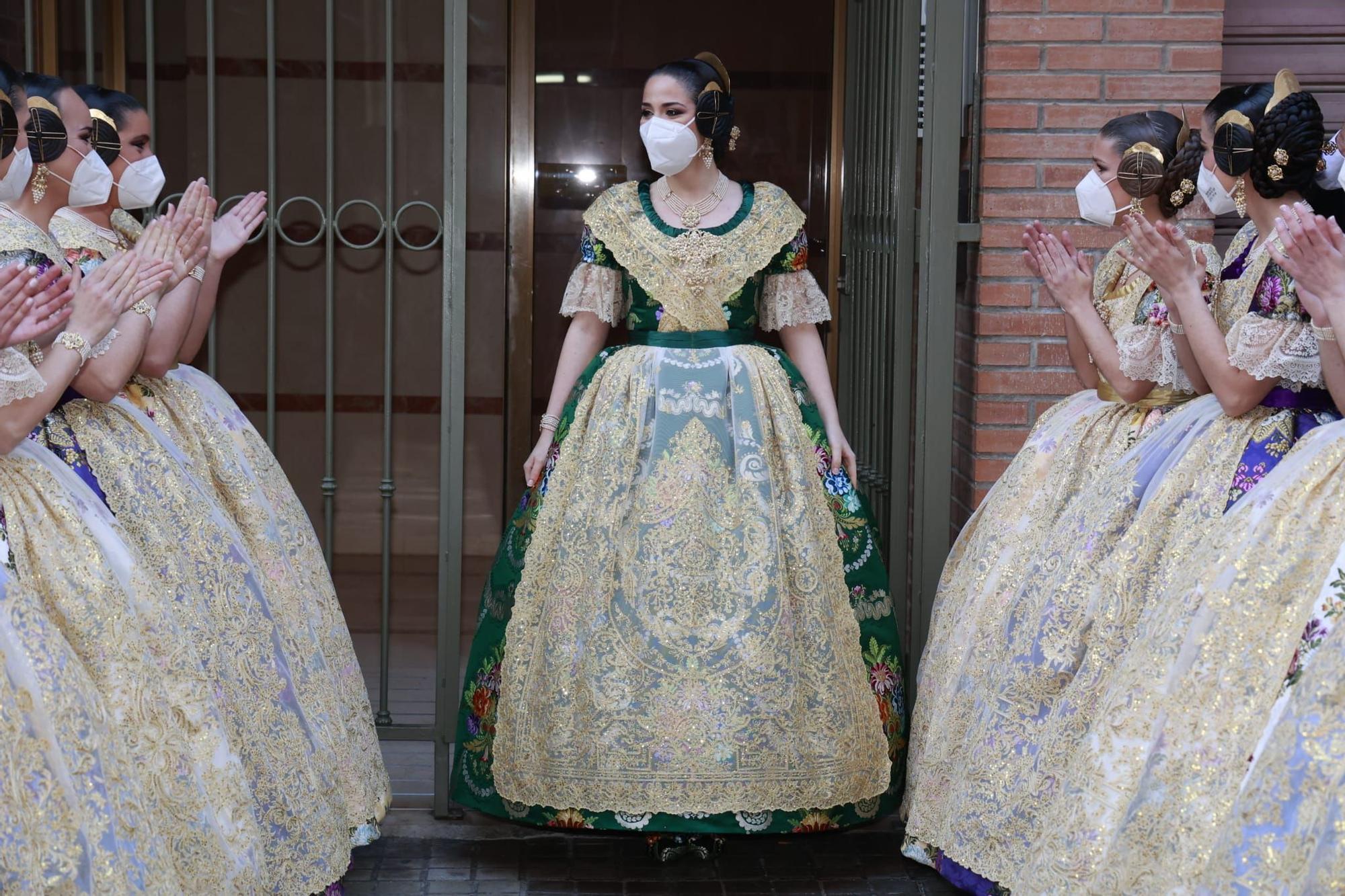 Espolín de la Fallera Mayor de València | Carmen Martín escoge el color verde primavera