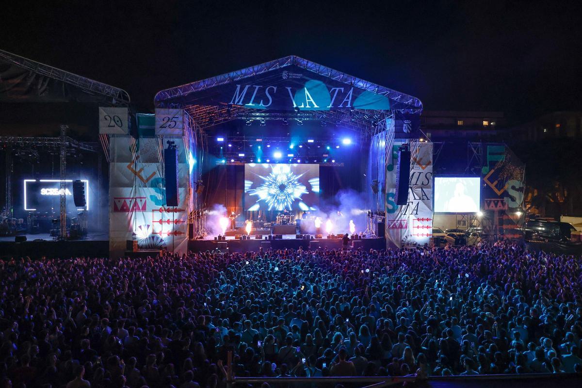 El recinto ferial de Mislata durante el concierto de Beret.