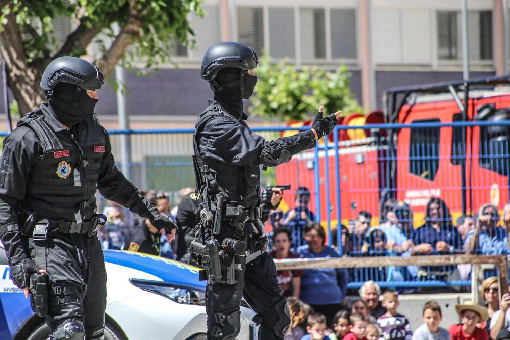 Romería de San Cristóbal y exhibición de las Fuerzas Armadas en Redován