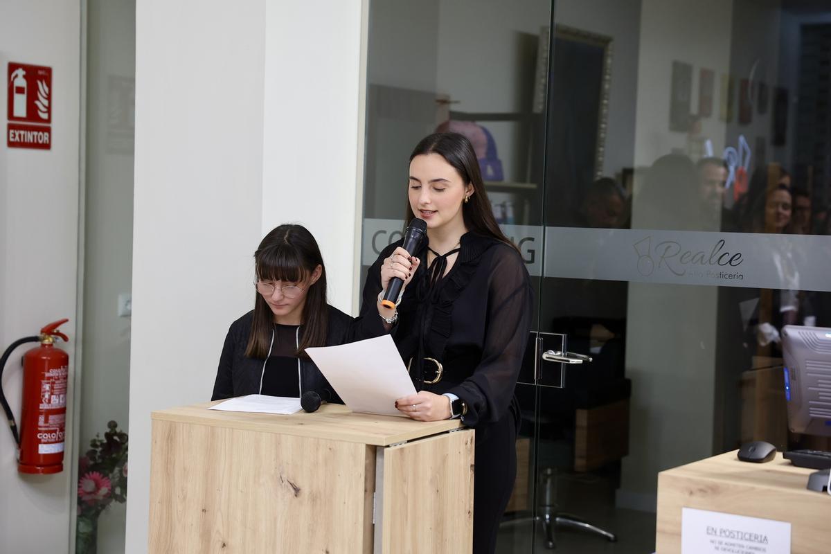 Realce entrega los moños a las falleras mayores de València y cortes de honor 2026