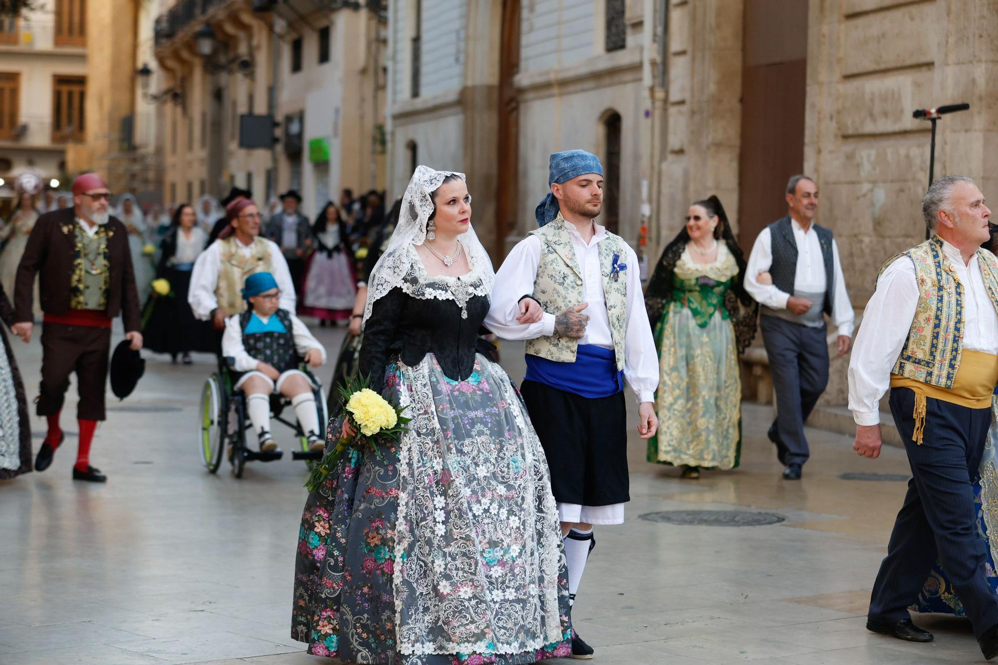 Búscate en el primer día de la Ofrenda en la calle San Vicente entre las 18:00 y las 19:00