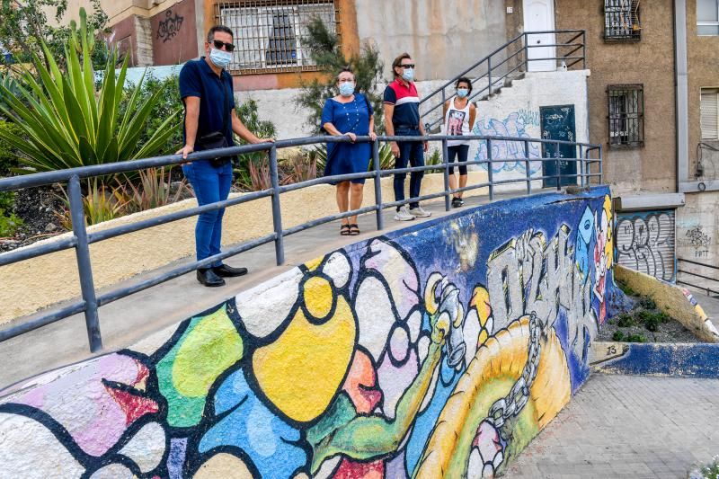 Una escalera de Mesa y López decorada por vecinos