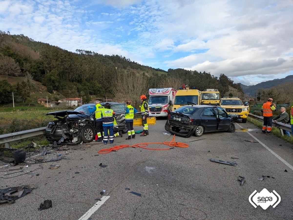 Accidente de tráfico en Pravia