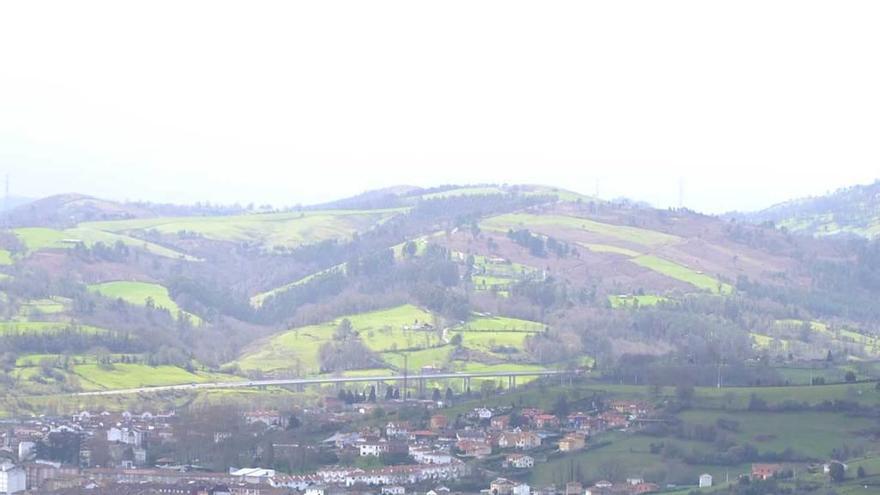 Una vista paisajística de Proaza.