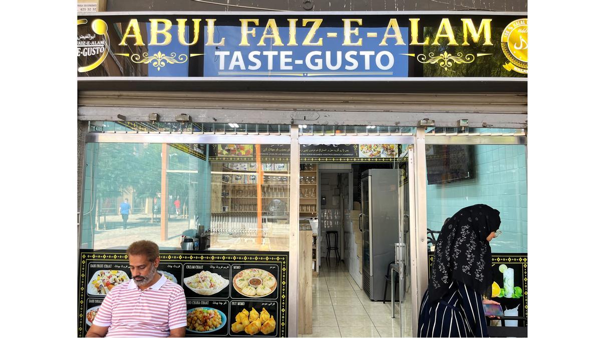 Entrada de Taste-Gusto Abul Faiz e Alam.