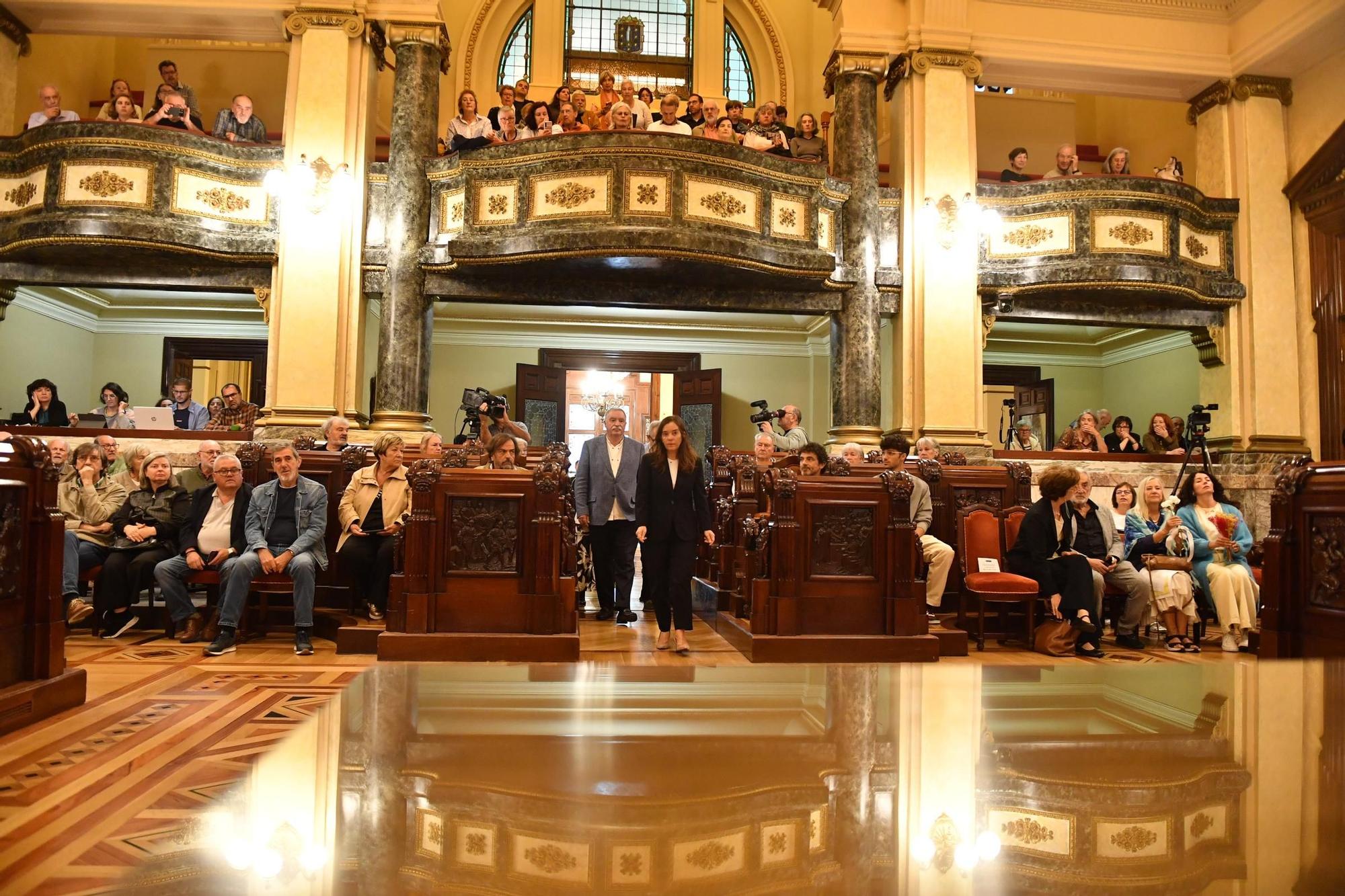 Recepción e enterro dos restos do pintor Francisco Miguel